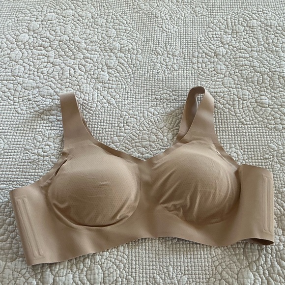 Honeylove V-Neck Bra